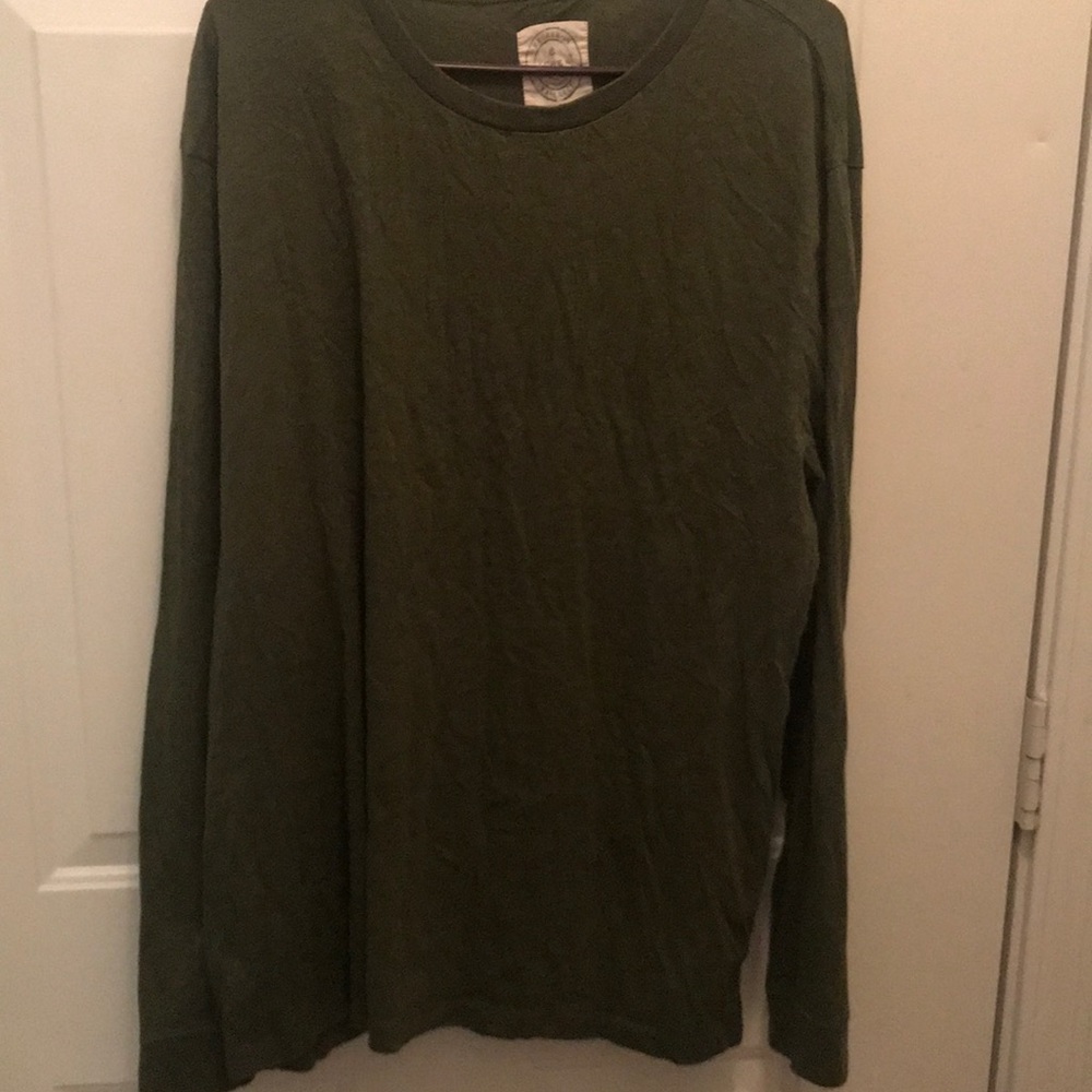 Men’s long sleeve shirt